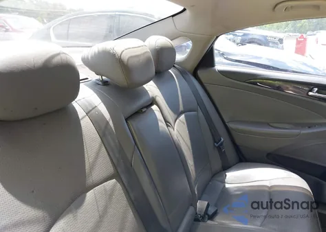 2014 Hyundai Sonata Limited z USA, uszkodzony, nr VIN 5NPEC4AC8EH832600